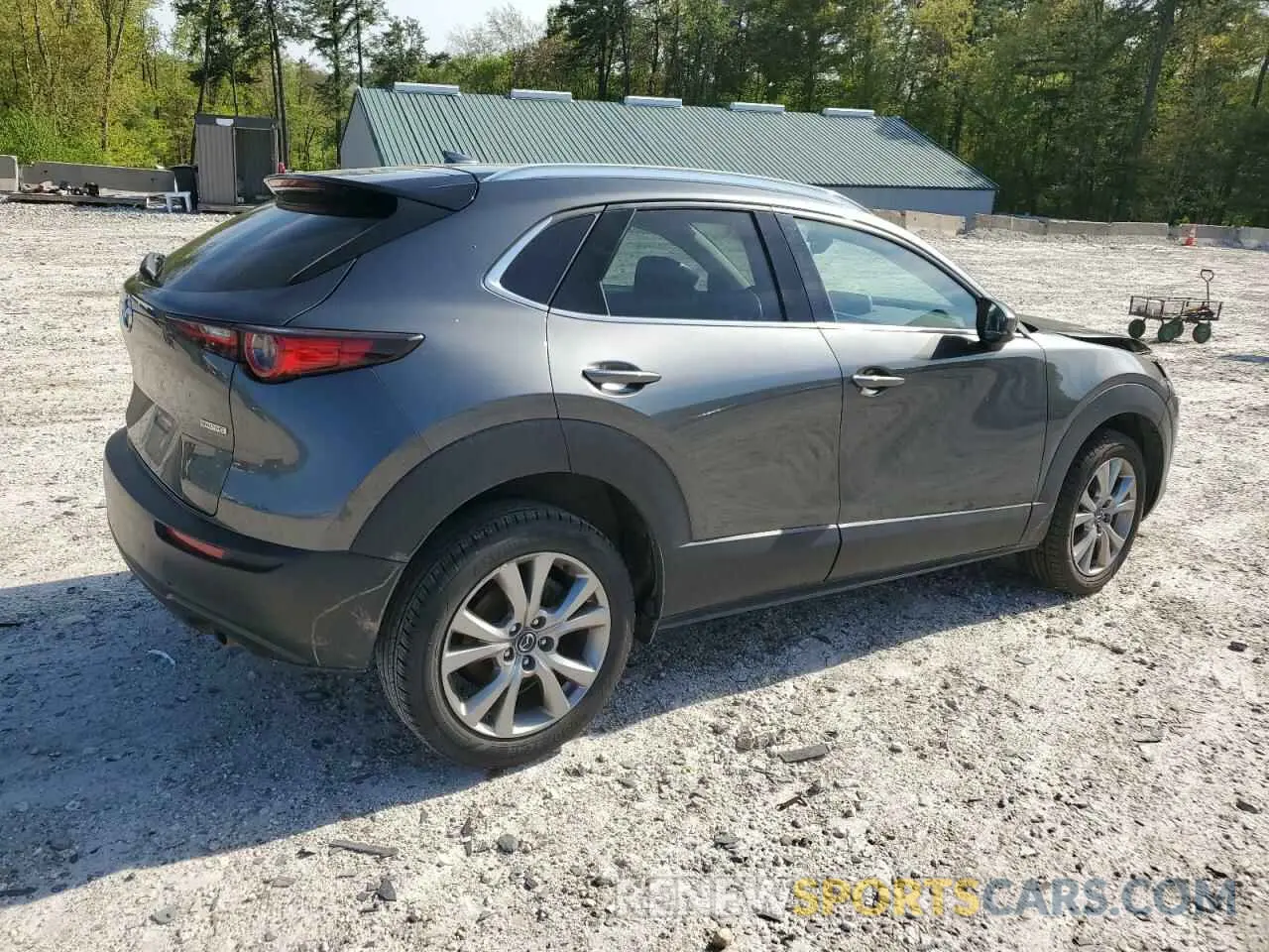 3 Photograph of a damaged car 3MVDMBDL1MM318426 MAZDA CX30 2021