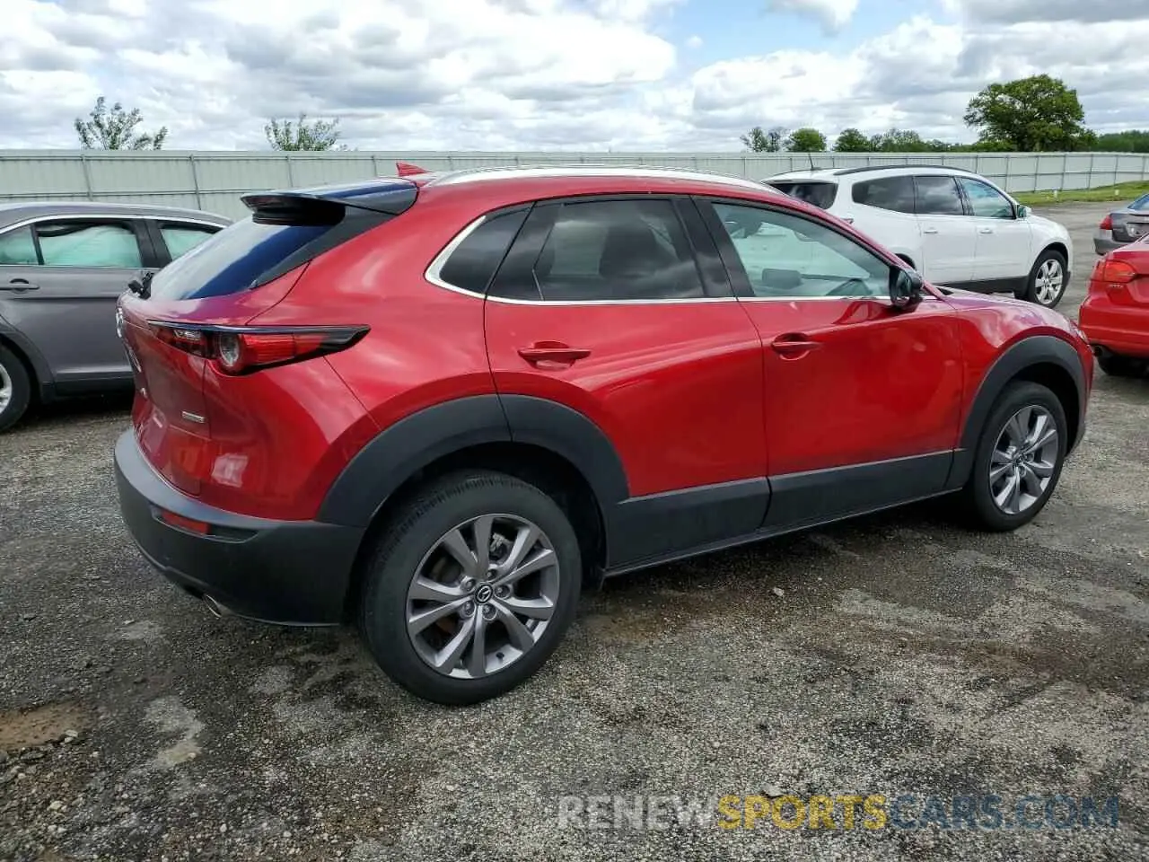 3 Photograph of a damaged car 3MVDMBDL2MM314904 MAZDA CX30 2021