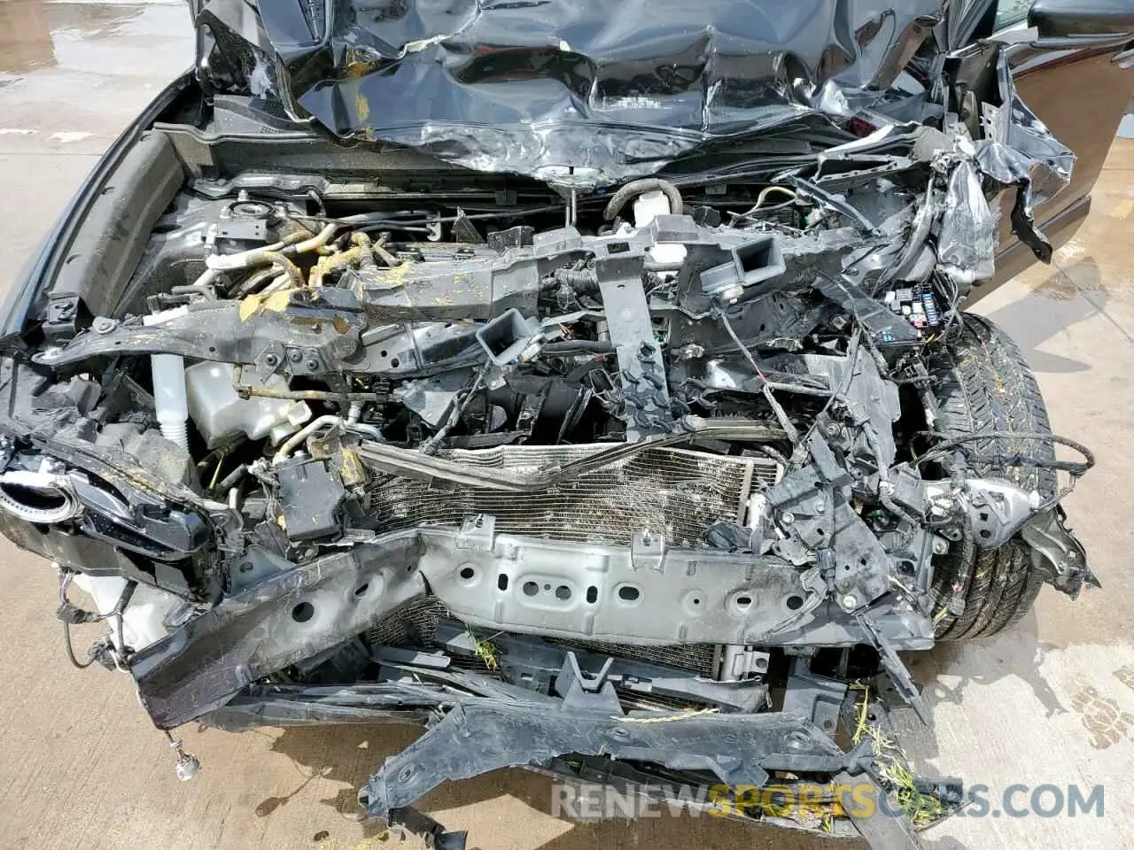 12 Photograph of a damaged car 3MVDMBDL5MM305162 MAZDA CX30 2021