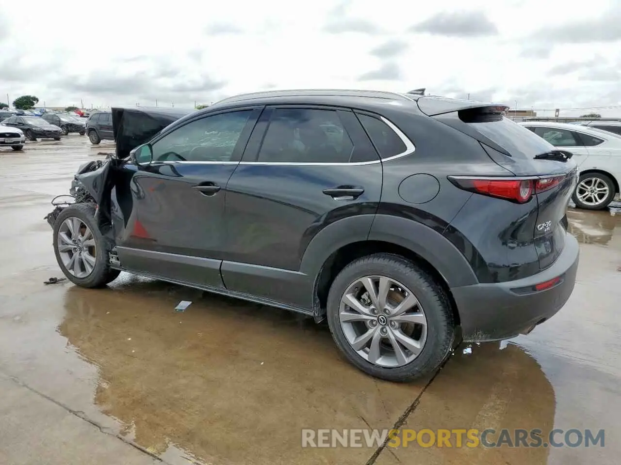 2 Photograph of a damaged car 3MVDMBDL5MM305162 MAZDA CX30 2021