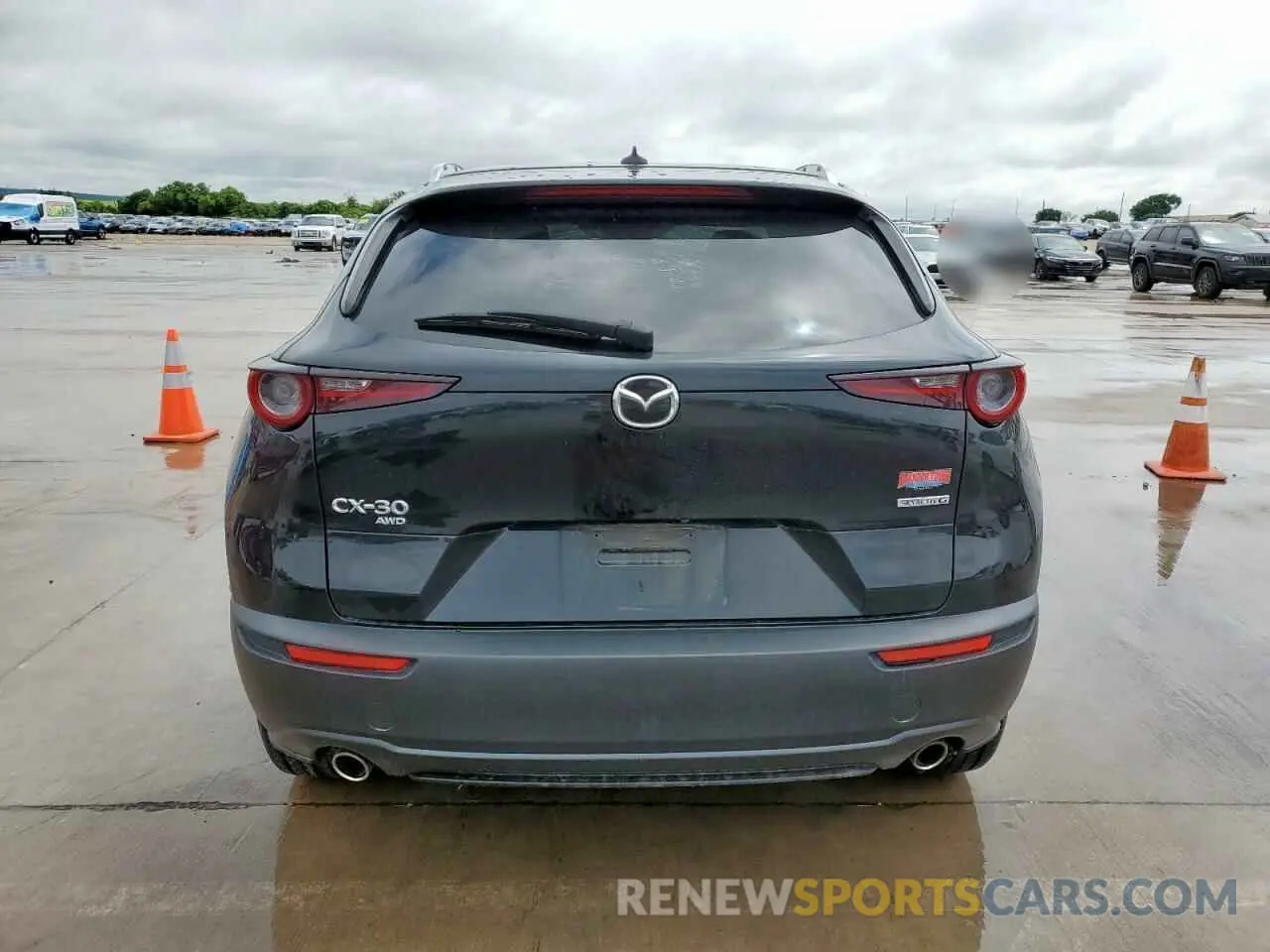 6 Photograph of a damaged car 3MVDMBDL5MM305162 MAZDA CX30 2021