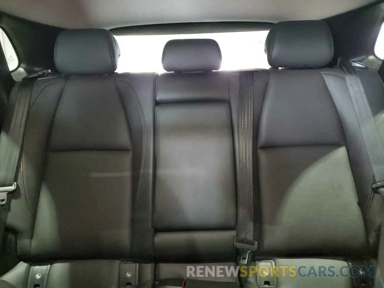 10 Photograph of a damaged car 3MVDMBDL6MM254805 MAZDA CX30 2021
