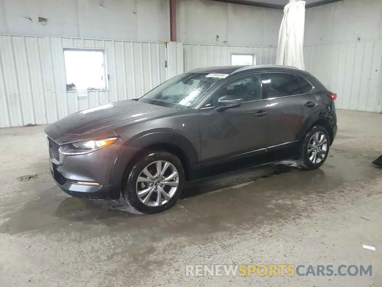 1 Photograph of a damaged car 3MVDMBDL8MM261593 MAZDA CX30 2021