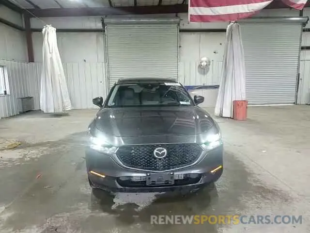 14 Photograph of a damaged car 3MVDMBDL8MM261593 MAZDA CX30 2021