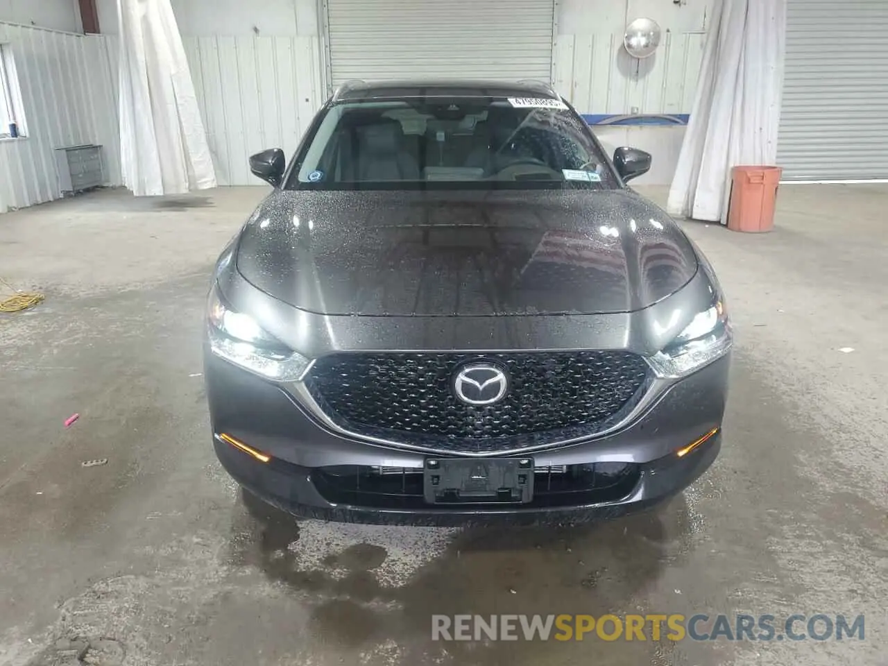 5 Photograph of a damaged car 3MVDMBDL8MM261593 MAZDA CX30 2021