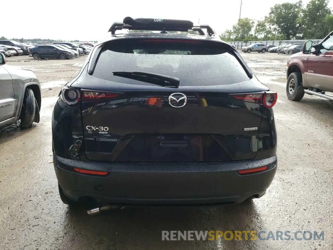 6 Photograph of a damaged car 3MVDMBDLXMM305142 MAZDA CX30 2021