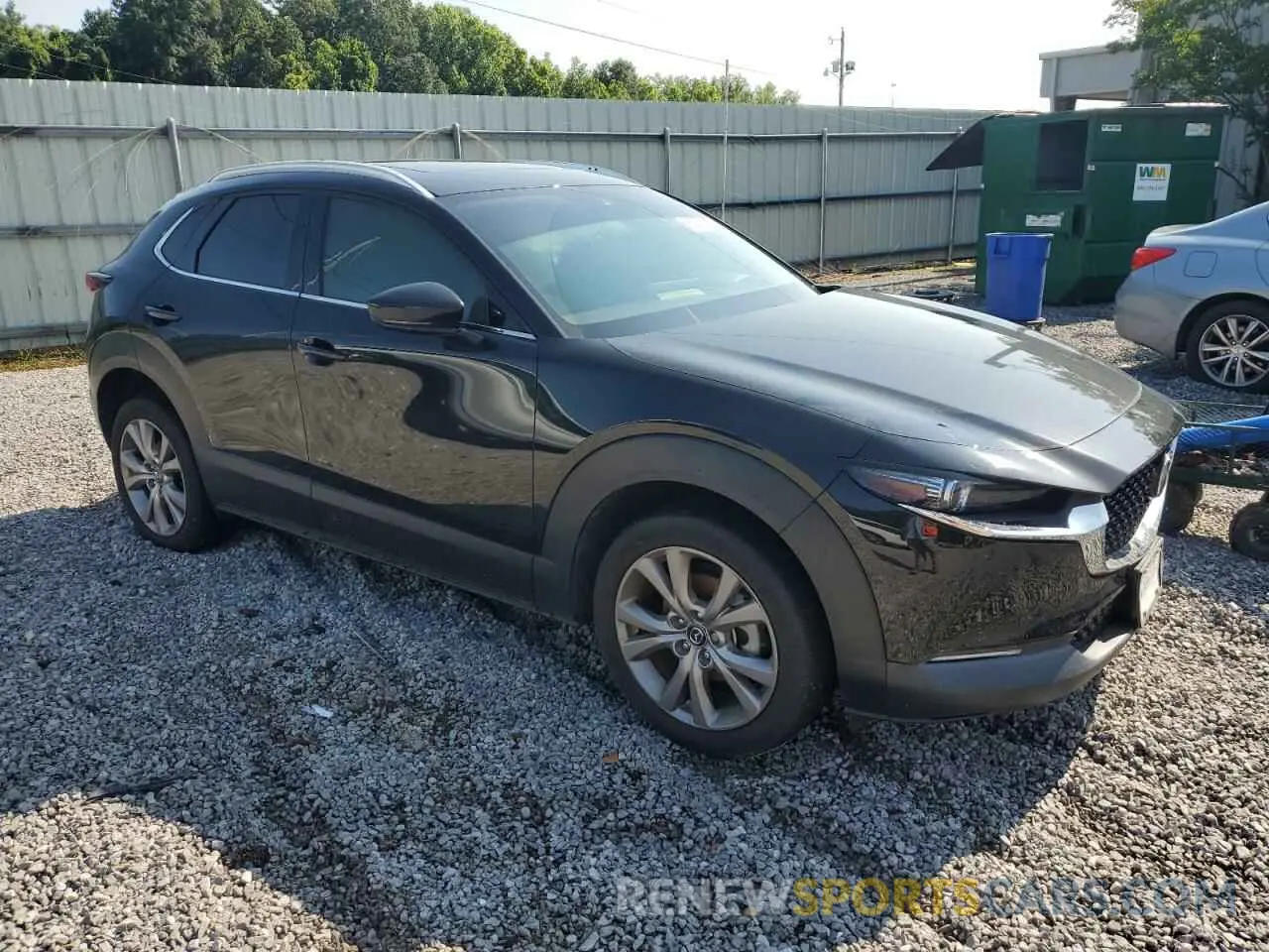 4 Photograph of a damaged car 3MVDMBDM2MM219848 MAZDA CX30 2021