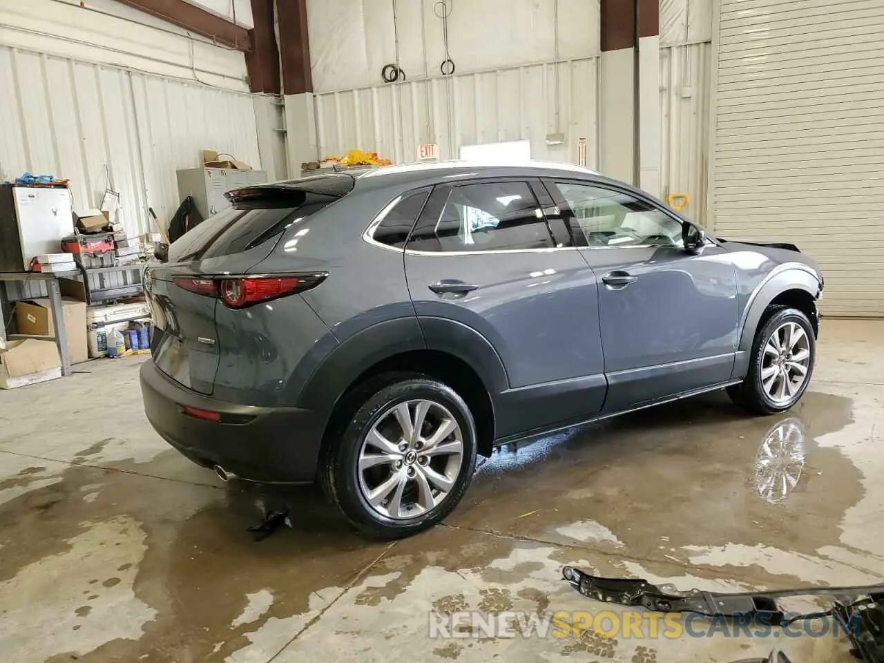 3 Photograph of a damaged car 3MVDMBDM7MM214600 MAZDA CX30 2021