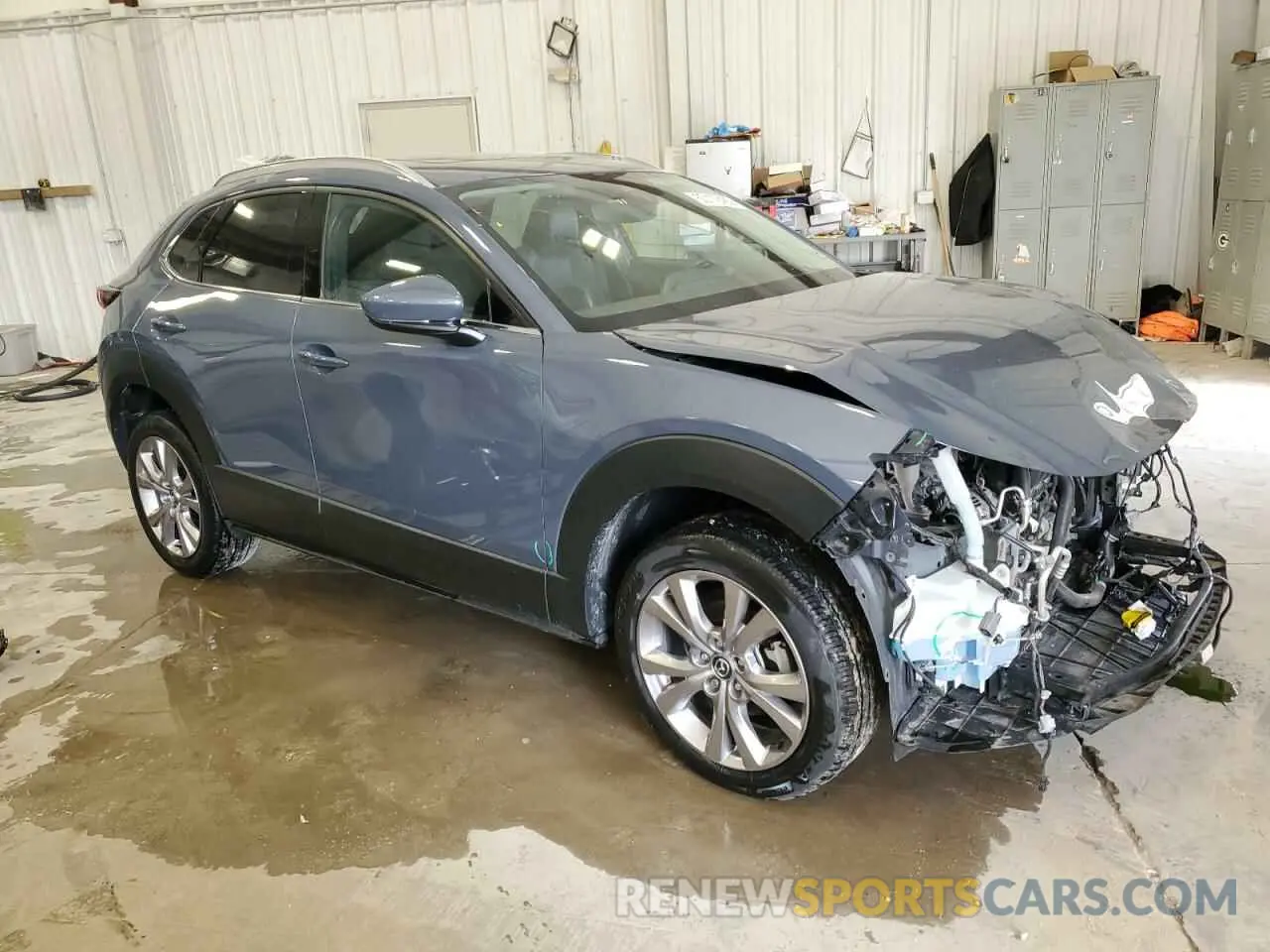 4 Photograph of a damaged car 3MVDMBDM7MM214600 MAZDA CX30 2021