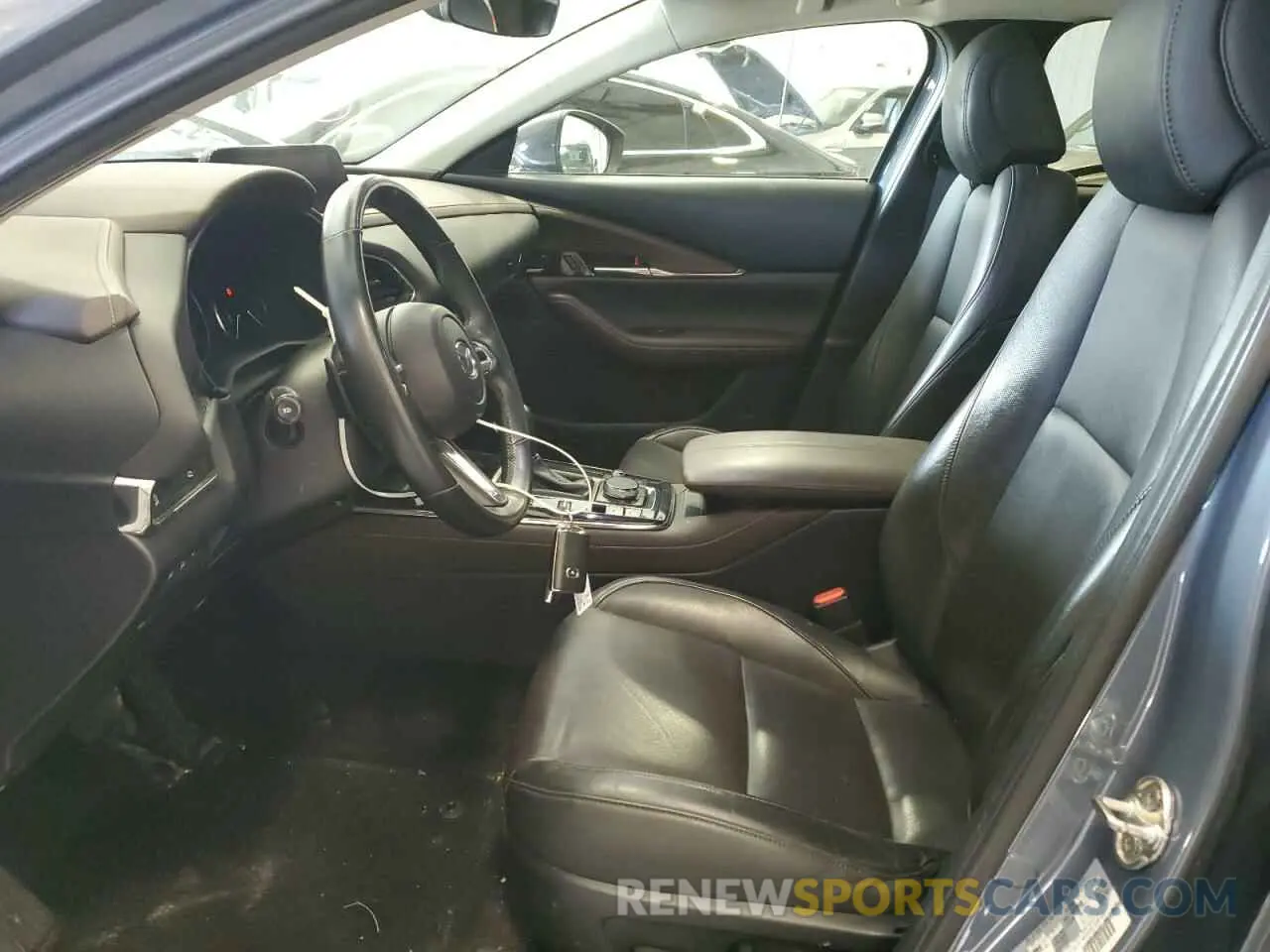 7 Photograph of a damaged car 3MVDMBDM7MM214600 MAZDA CX30 2021