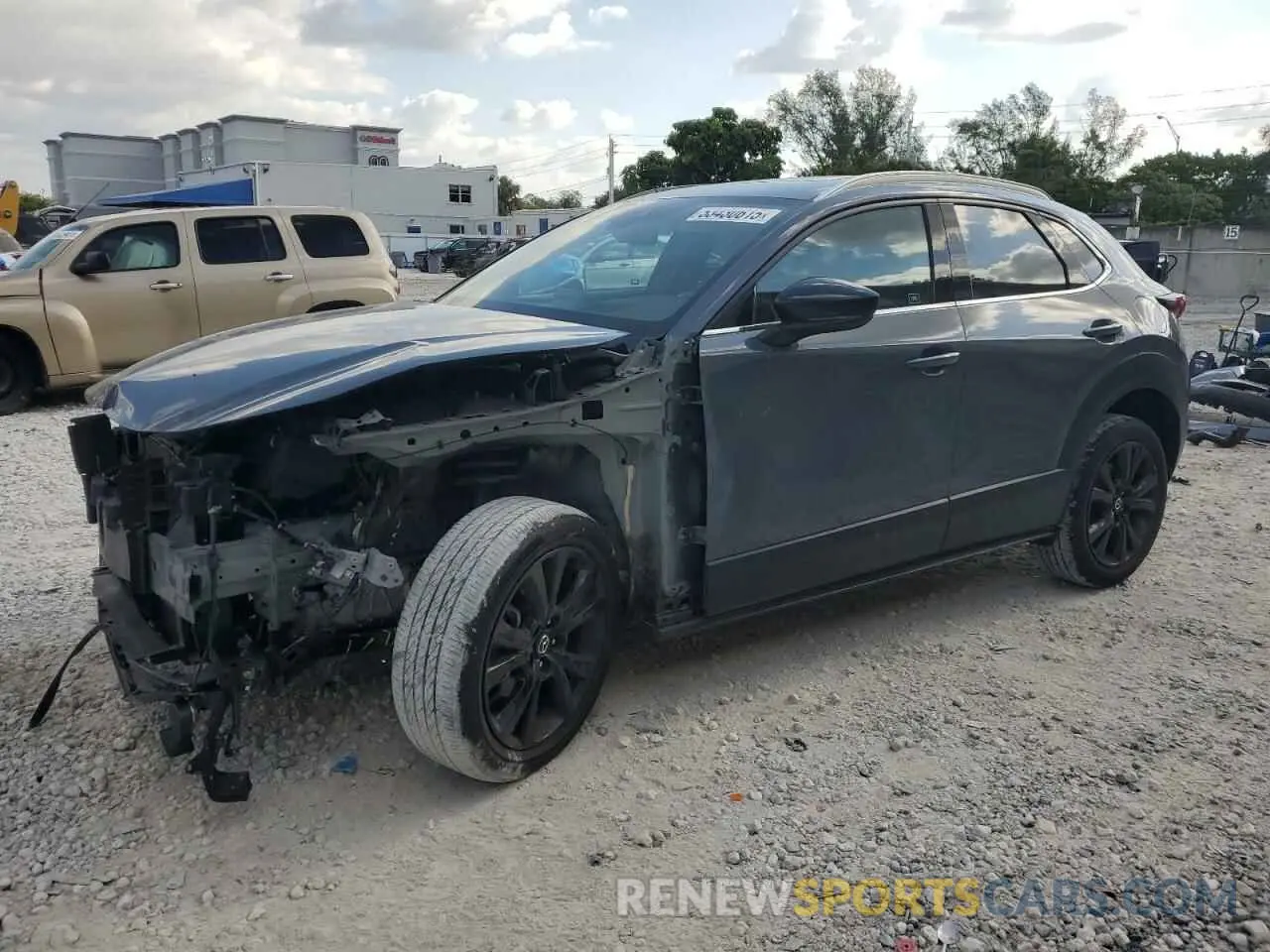 1 Photograph of a damaged car 3MVDMBDY2MM306250 MAZDA CX30 2021