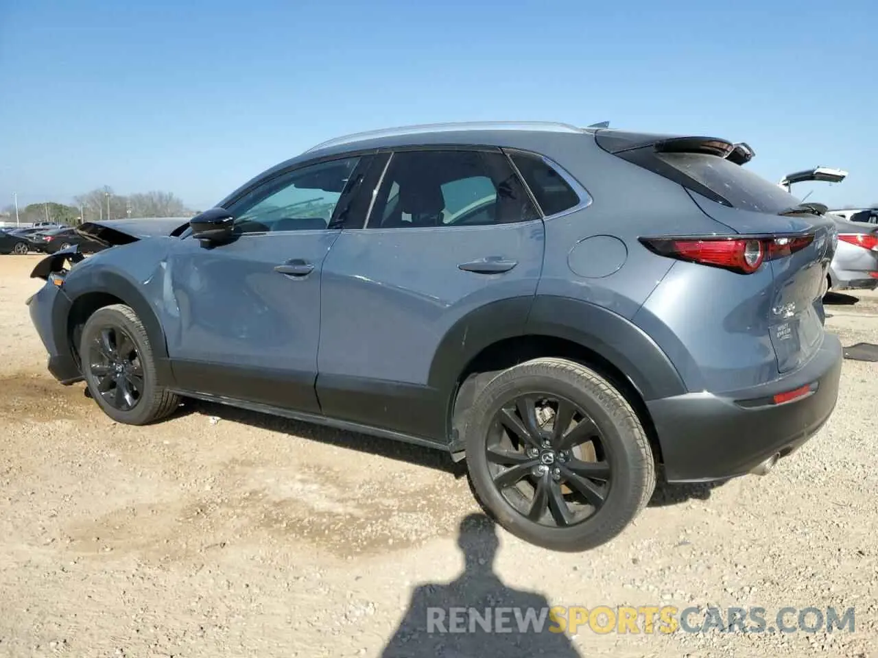 2 Photograph of a damaged car 3MVDMBDY3MM262954 MAZDA CX30 2021