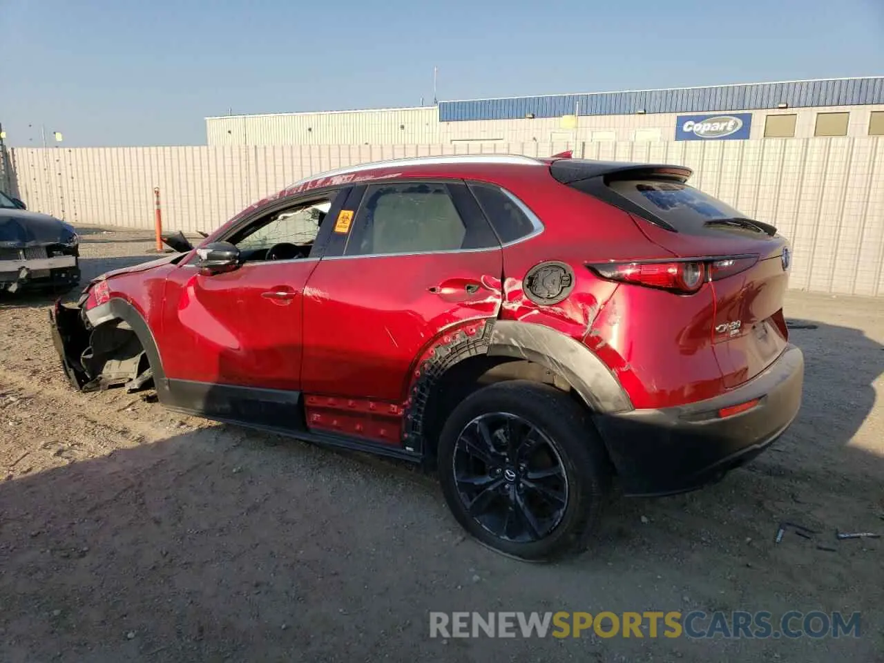 2 Photograph of a damaged car 3MVDMBDY4MM309392 MAZDA CX30 2021