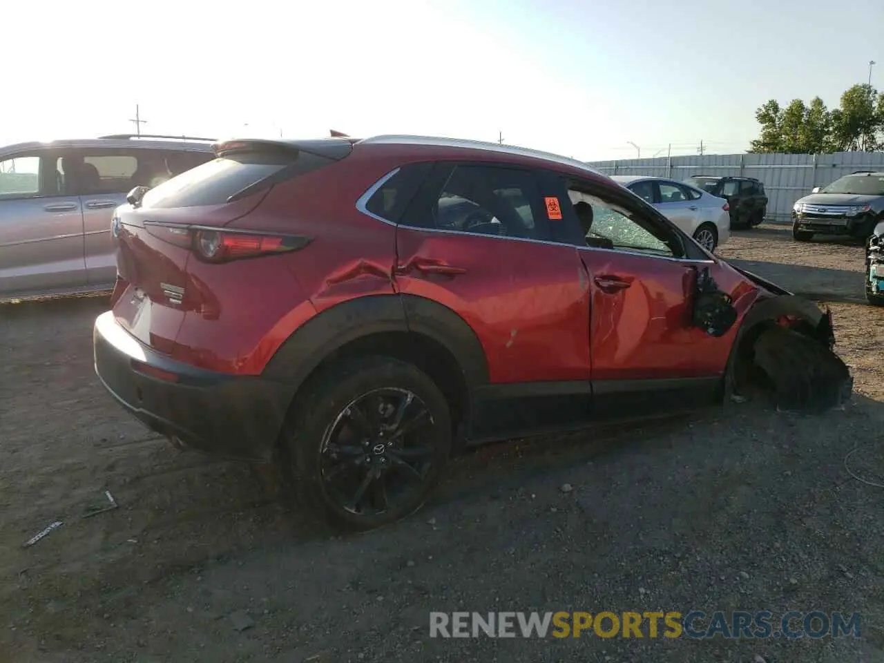 3 Photograph of a damaged car 3MVDMBDY4MM309392 MAZDA CX30 2021