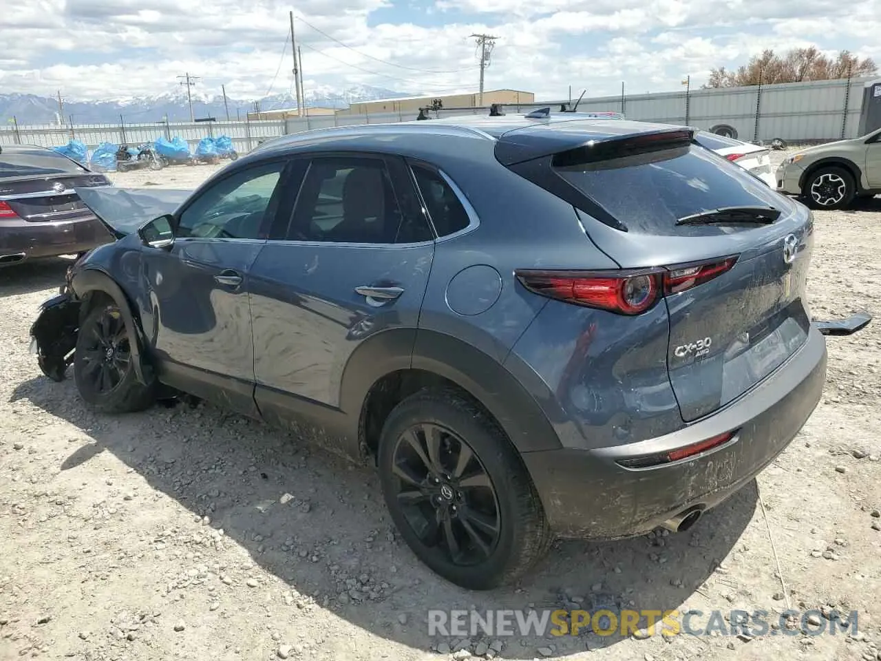 2 Photograph of a damaged car 3MVDMBEY2MM255542 MAZDA CX30 2021