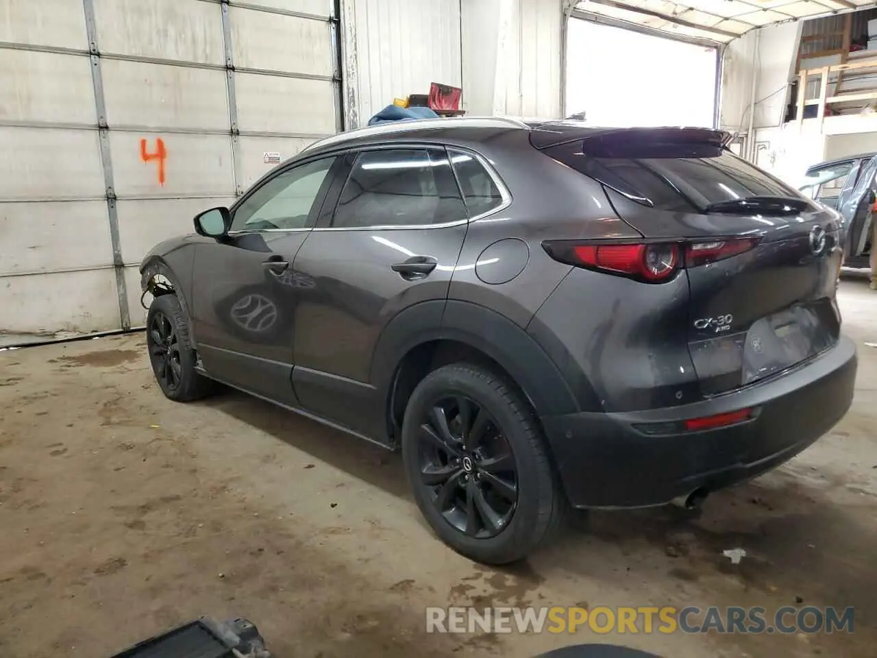 2 Photograph of a damaged car 3MVDMBEY8MM230287 MAZDA CX30 2021