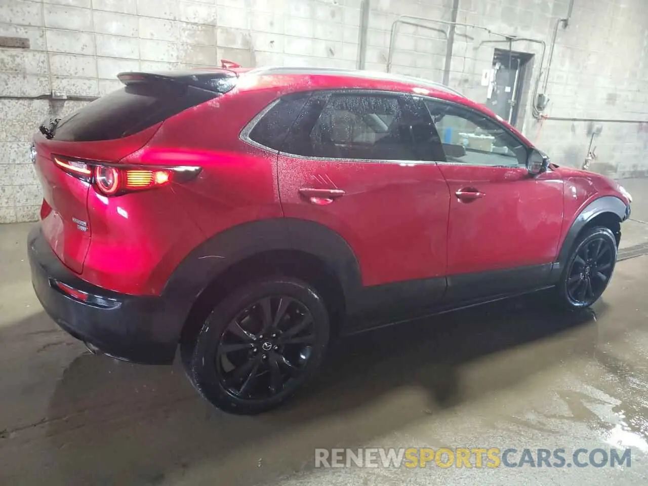 3 Photograph of a damaged car 3MVDMBEY9MM262293 MAZDA CX30 2021