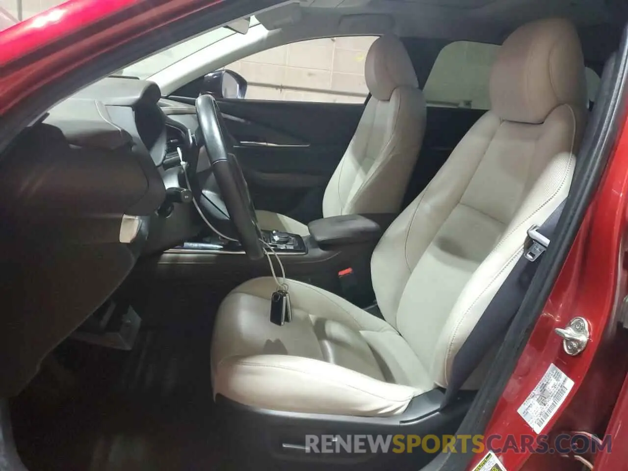 7 Photograph of a damaged car 3MVDMBEY9MM262293 MAZDA CX30 2021