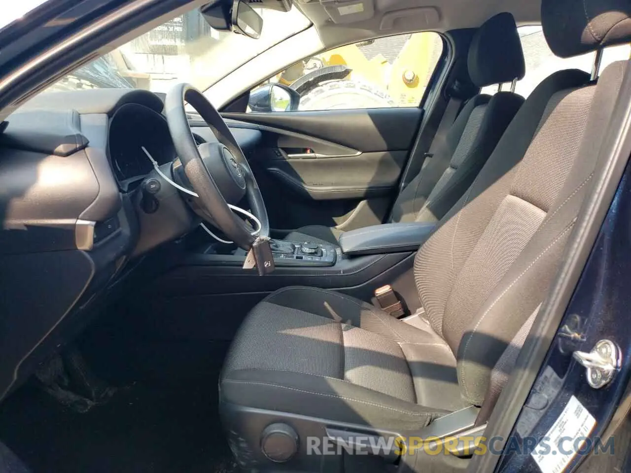 7 Photograph of a damaged car 3MVDMBAL2NM448737 MAZDA CX30 2022