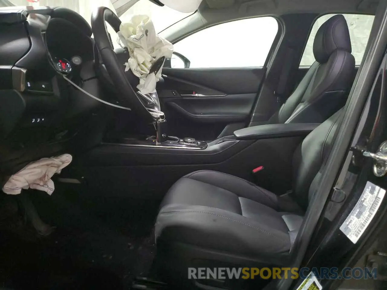 7 Photograph of a damaged car 3MVDMBAY4NM429098 MAZDA CX30 2022