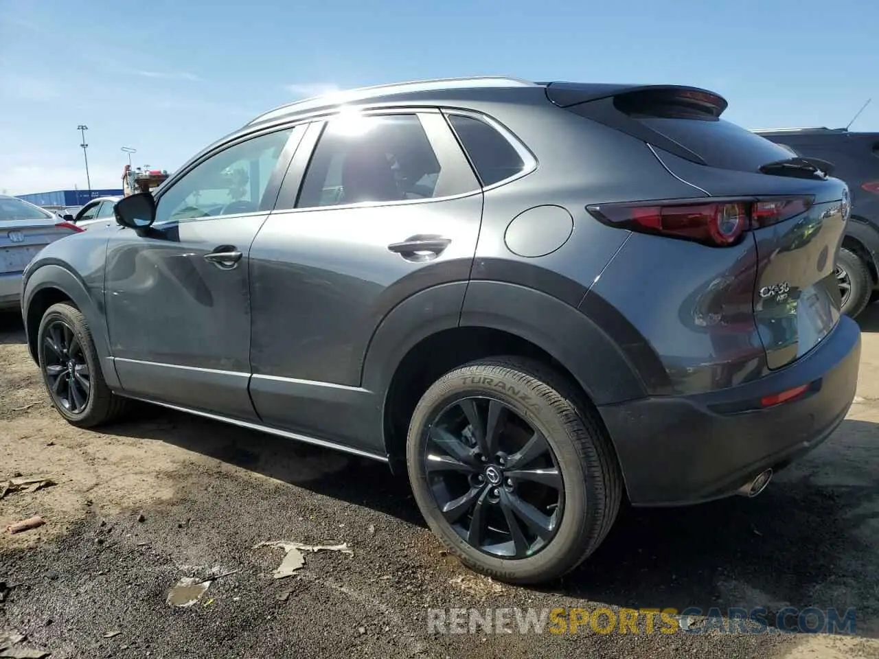 2 Photograph of a damaged car 3MVDMBAY8NM438421 MAZDA CX30 2022