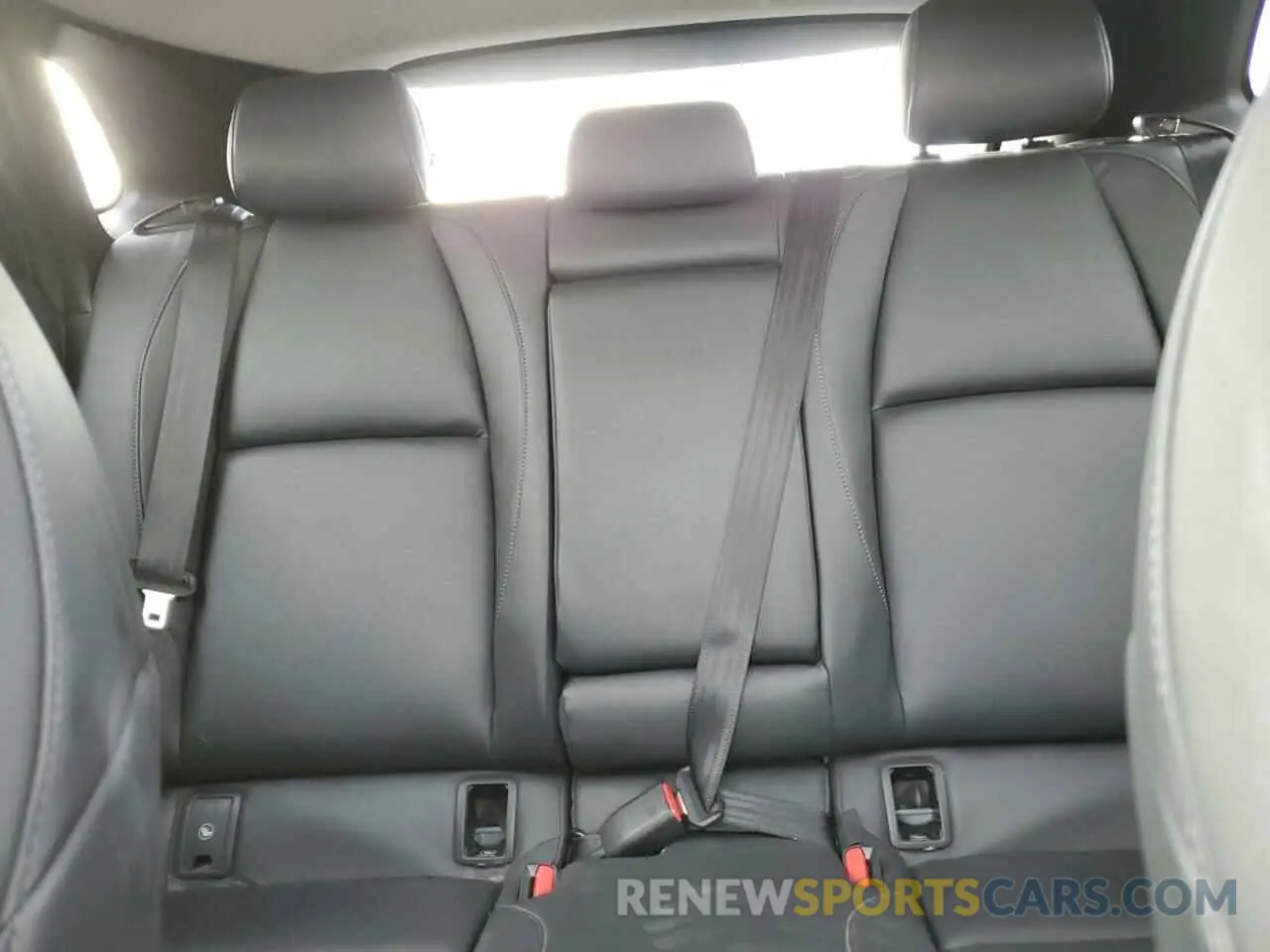 10 Photograph of a damaged car 3MVDMBAY8NM447233 MAZDA CX30 2022