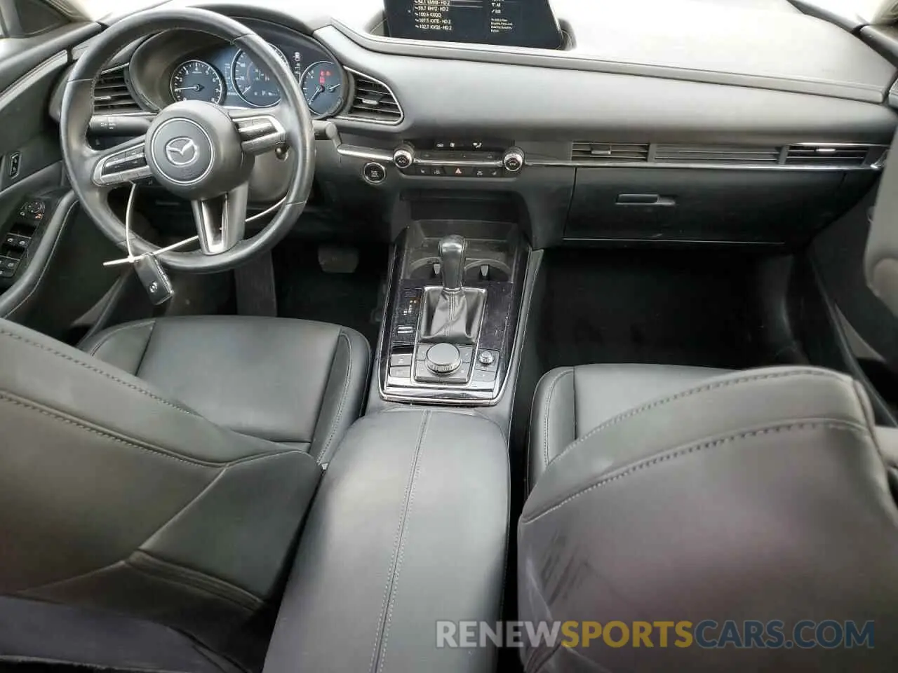8 Photograph of a damaged car 3MVDMBAY8NM447233 MAZDA CX30 2022