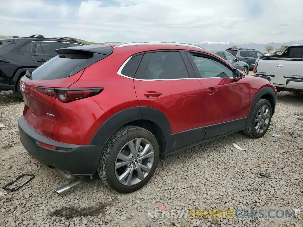 3 Photograph of a damaged car 3MVDMBBL0NM409577 MAZDA CX30 2022