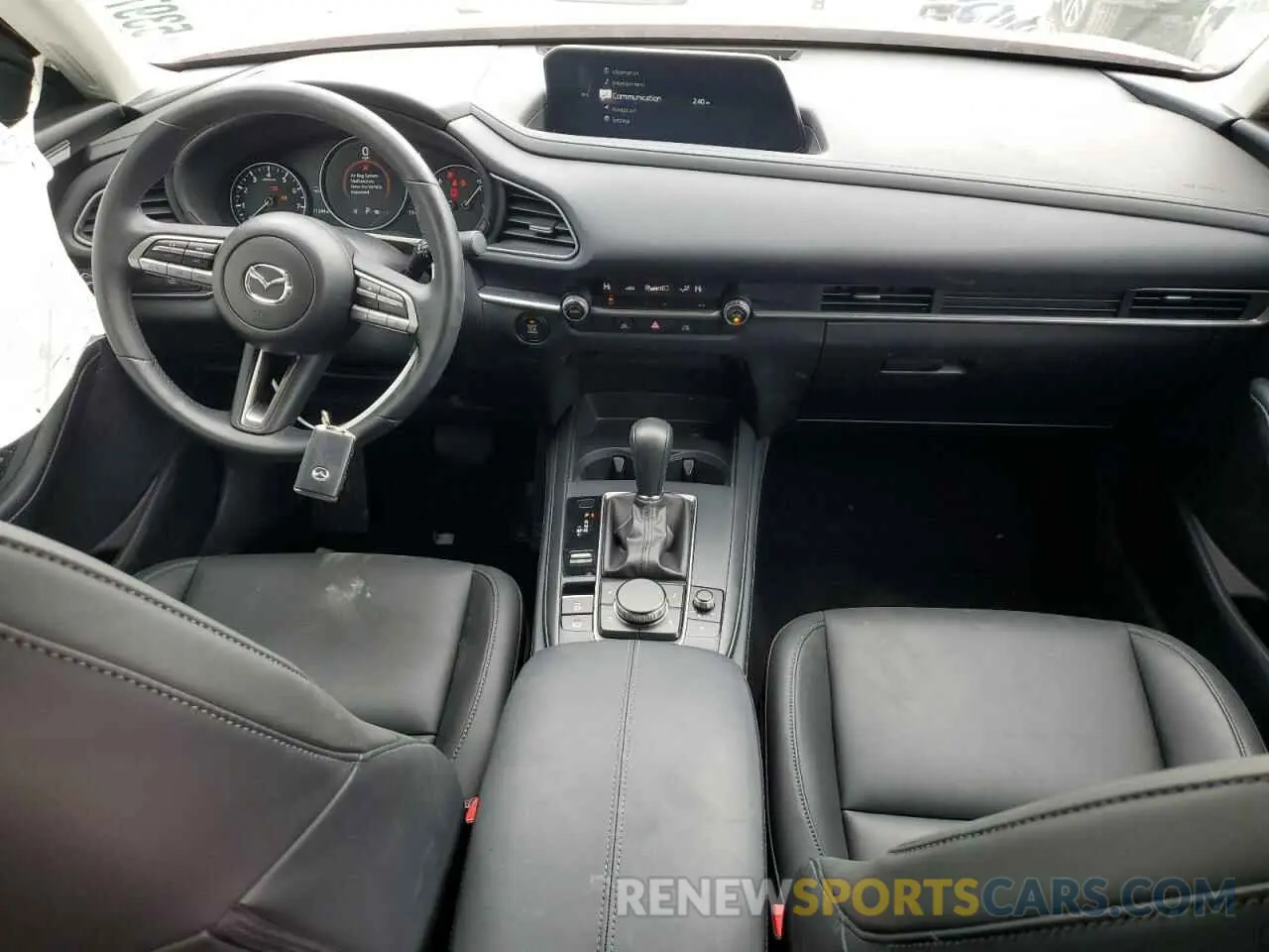 8 Photograph of a damaged car 3MVDMBBL0NM409577 MAZDA CX30 2022