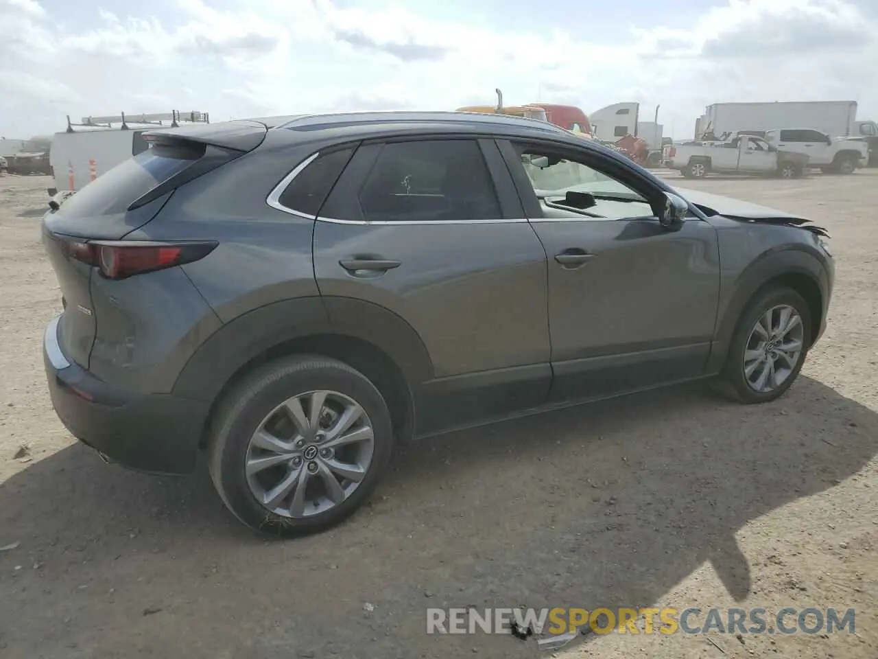 3 Photograph of a damaged car 3MVDMBBL2NM447263 MAZDA CX30 2022