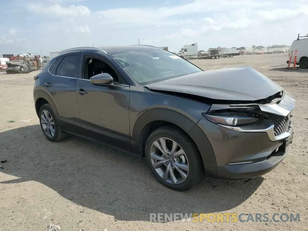 4 Photograph of a damaged car 3MVDMBBL2NM447263 MAZDA CX30 2022