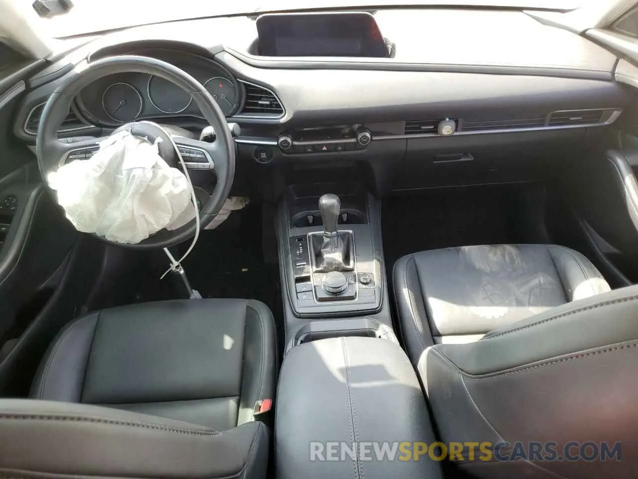 8 Photograph of a damaged car 3MVDMBBL2NM447263 MAZDA CX30 2022