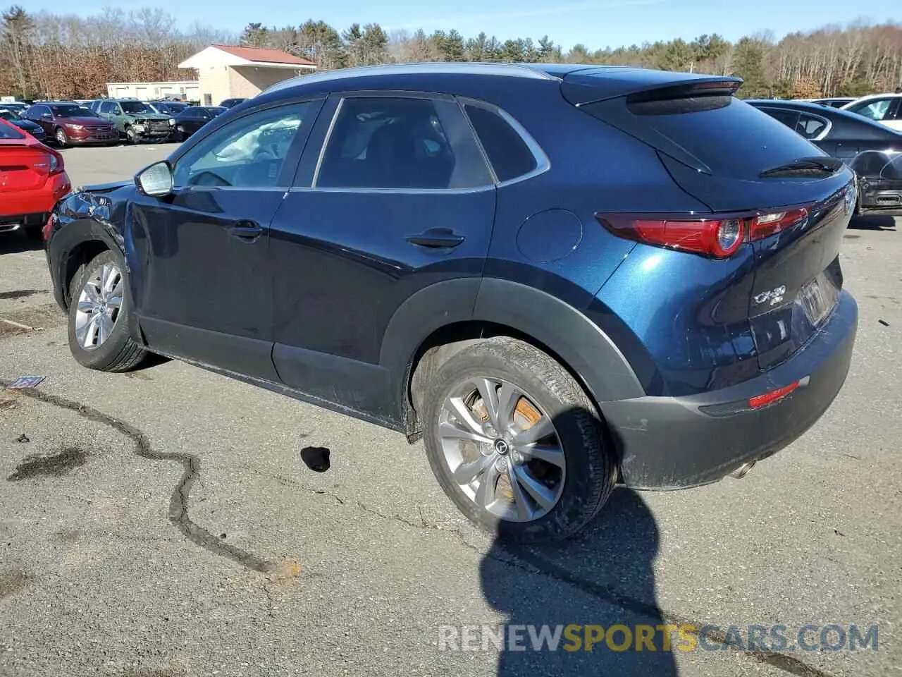 2 Photograph of a damaged car 3MVDMBBL3NM429550 MAZDA CX30 2022