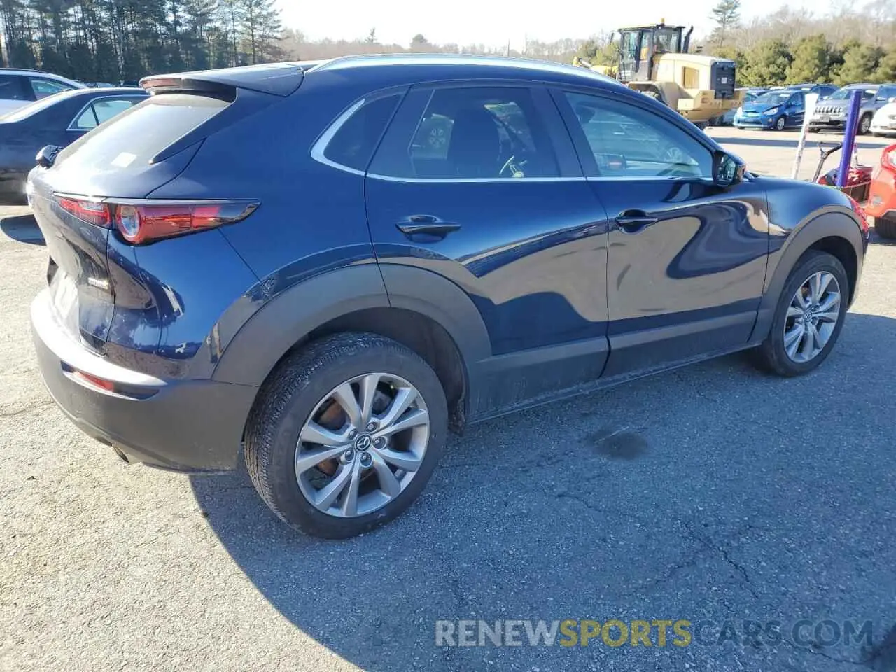 3 Photograph of a damaged car 3MVDMBBL3NM429550 MAZDA CX30 2022