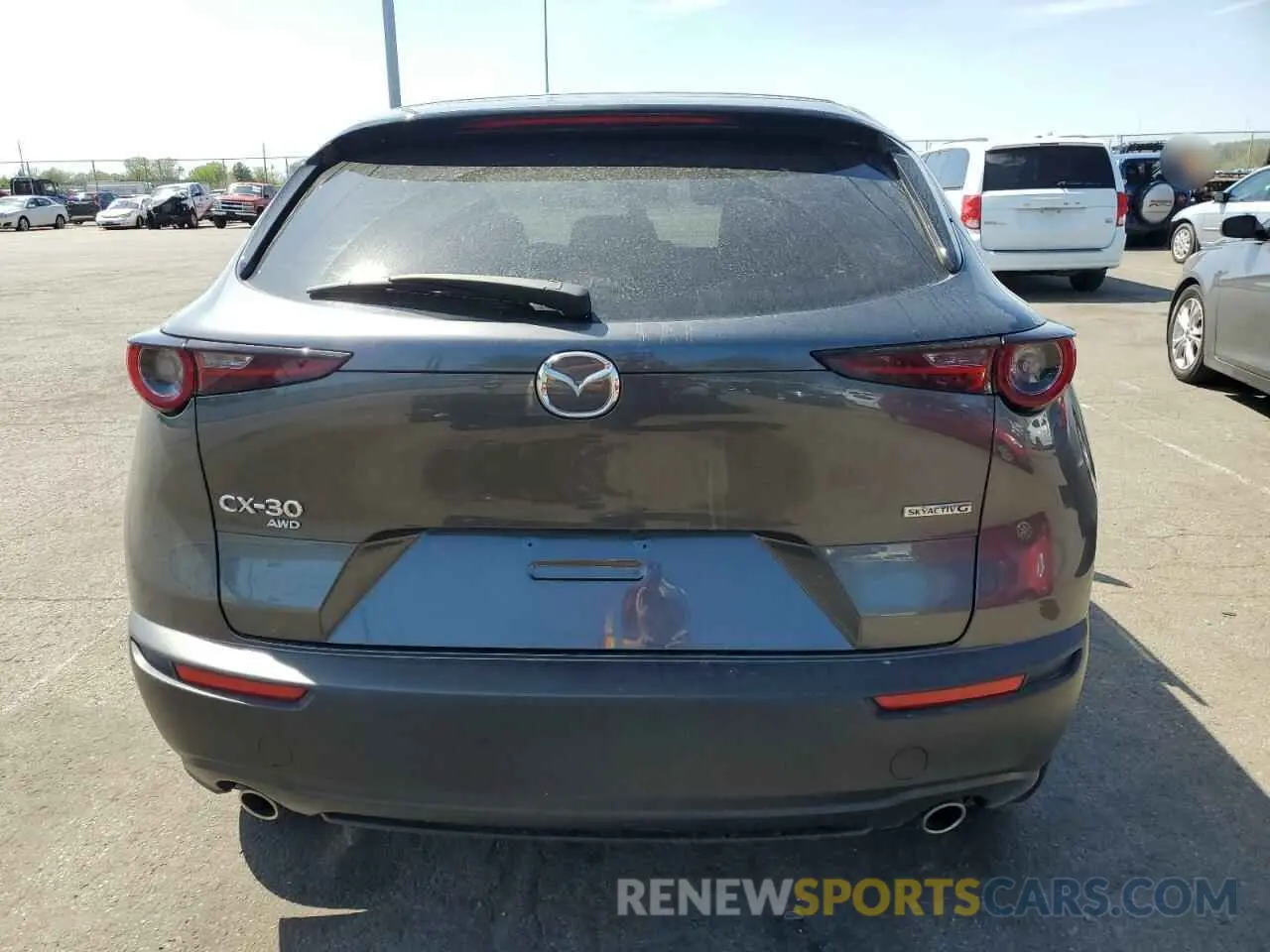 6 Photograph of a damaged car 3MVDMBBL3NM456361 MAZDA CX30 2022
