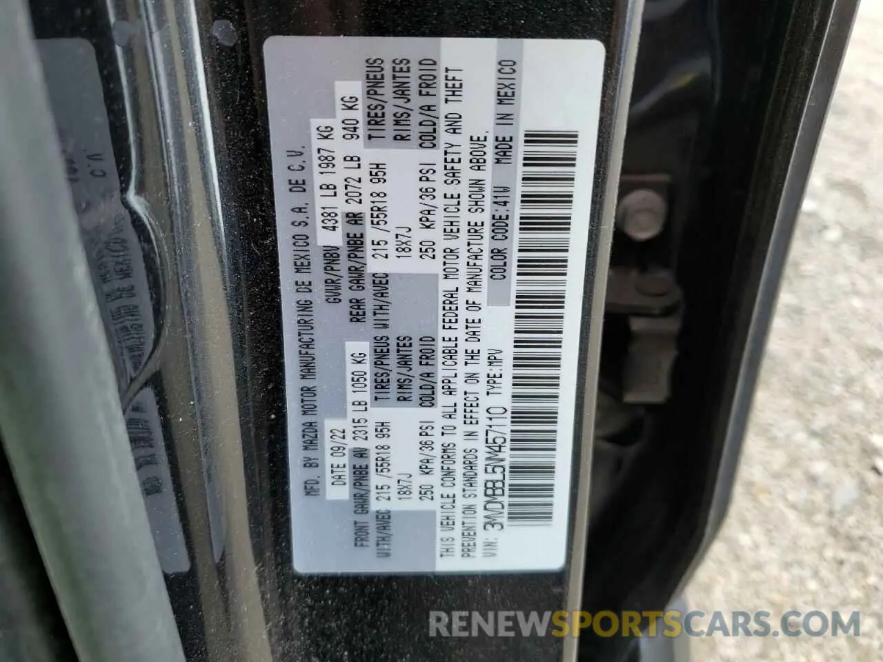 12 Photograph of a damaged car 3MVDMBBL5NM457110 MAZDA CX30 2022