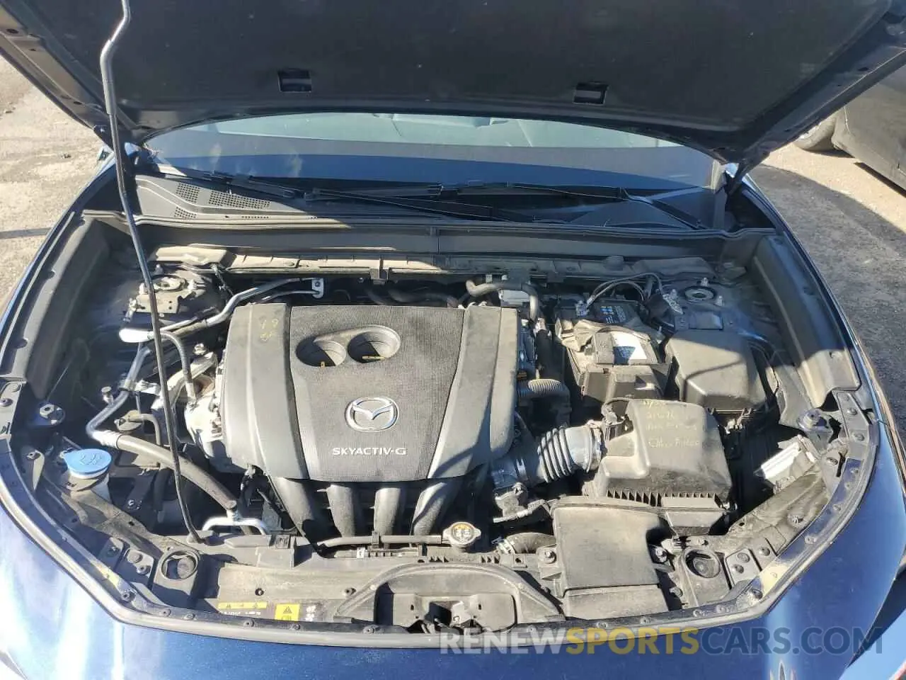11 Photograph of a damaged car 3MVDMBBL6NM429624 MAZDA CX30 2022