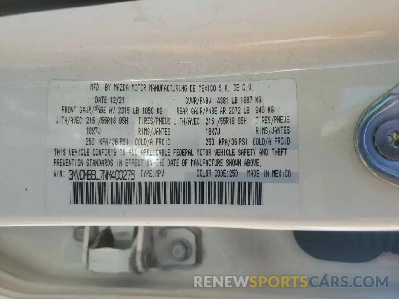 12 Photograph of a damaged car 3MVDMBBL7NM400276 MAZDA CX30 2022