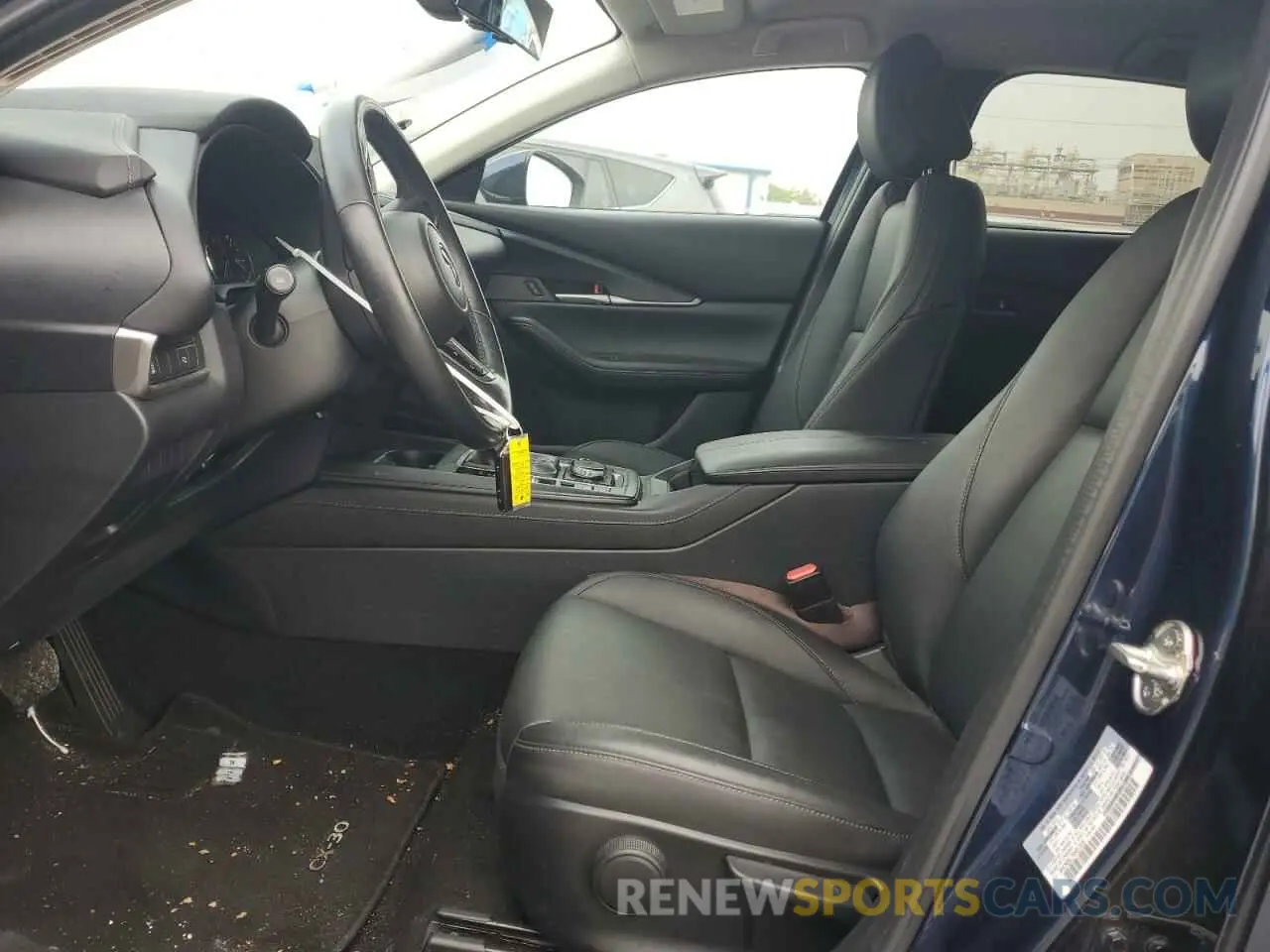 7 Photograph of a damaged car 3MVDMBBL7NM457805 MAZDA CX30 2022