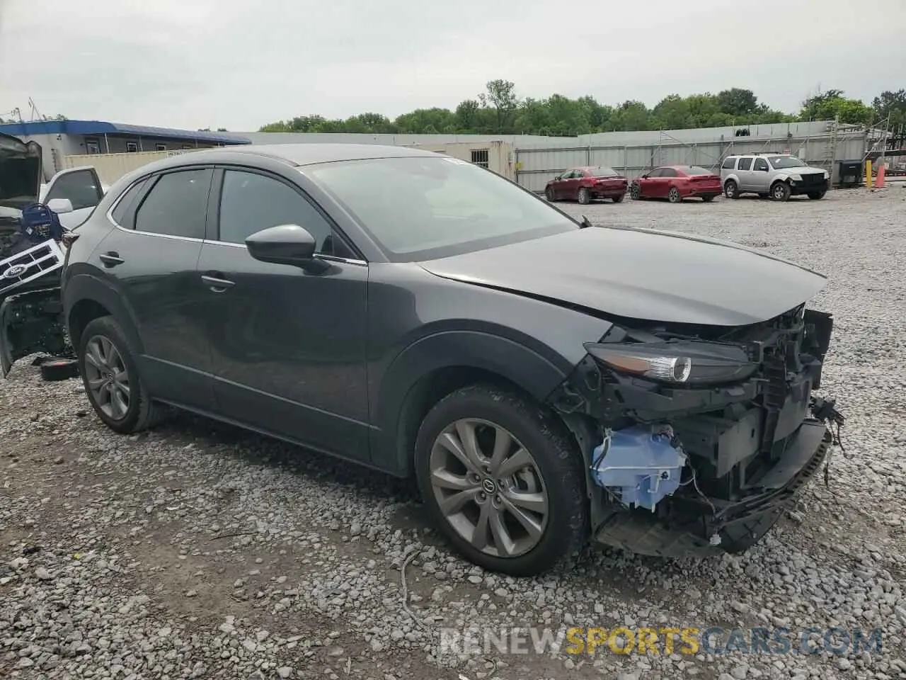 4 Photograph of a damaged car 3MVDMBBL8NM454394 MAZDA CX30 2022