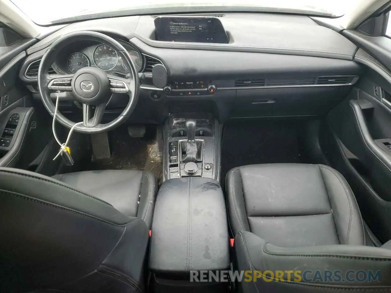 8 Photograph of a damaged car 3MVDMBBL8NM454394 MAZDA CX30 2022