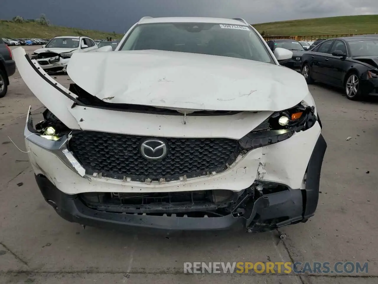 5 Photograph of a damaged car 3MVDMBBL9NM411859 MAZDA CX30 2022