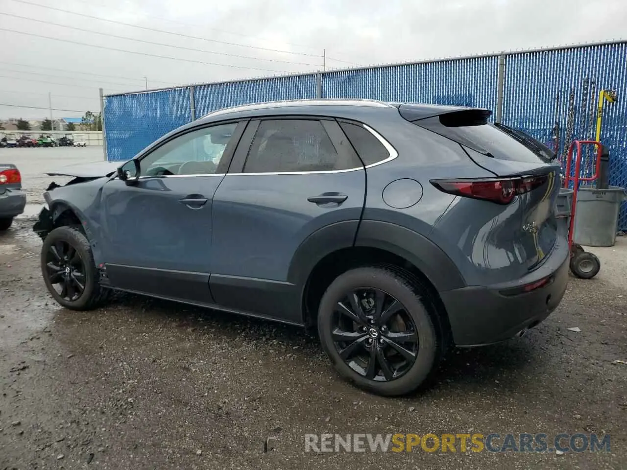2 Photograph of a damaged car 3MVDMBCL0NM400960 MAZDA CX30 2022