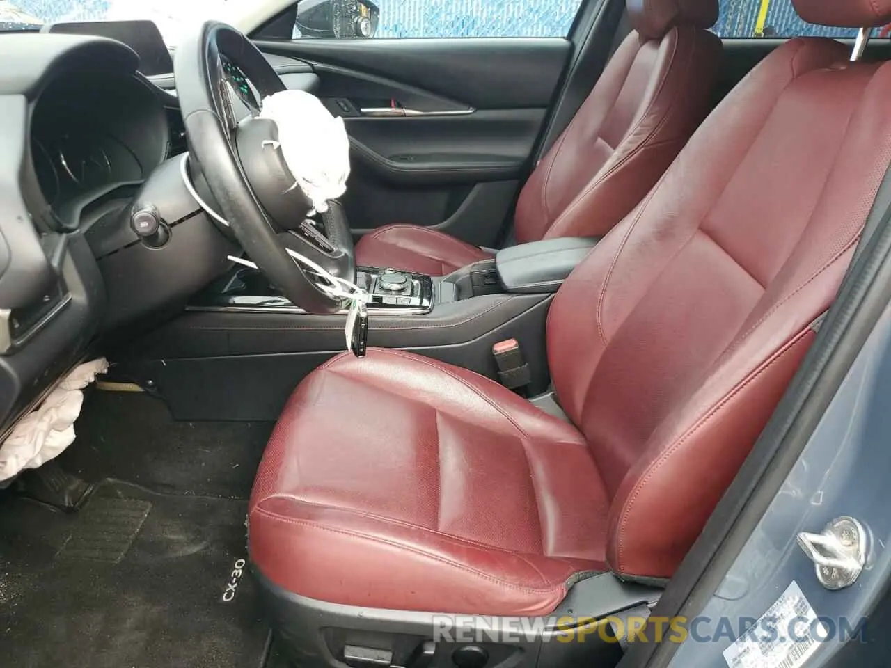 7 Photograph of a damaged car 3MVDMBCL0NM400960 MAZDA CX30 2022