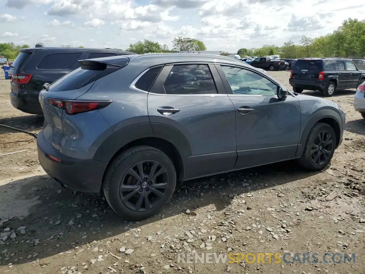 3 Photograph of a damaged car 3MVDMBCL2NM428792 MAZDA CX30 2022