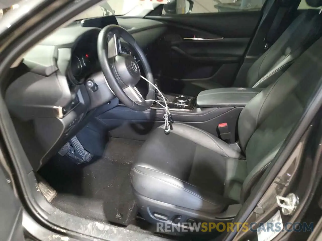 7 Photograph of a damaged car 3MVDMBCL2NM431272 MAZDA CX30 2022