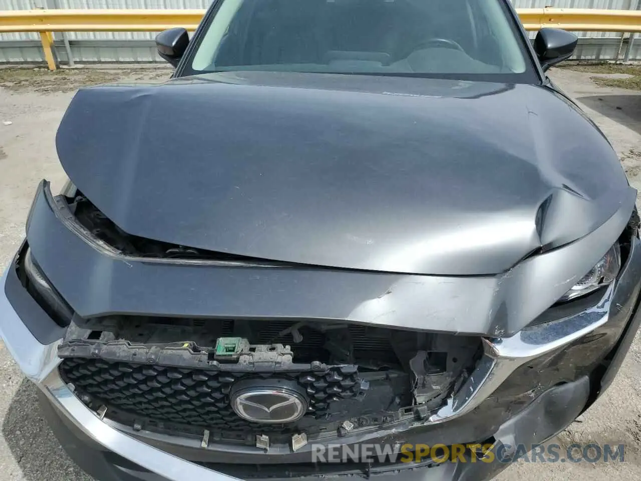 12 Photograph of a damaged car 3MVDMBCL2NM440795 MAZDA CX30 2022