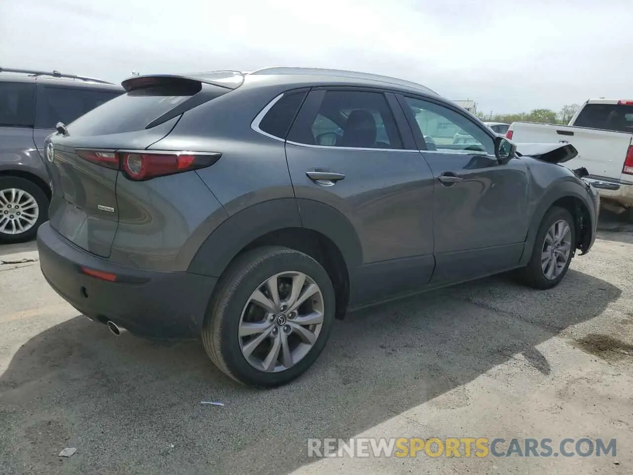 3 Photograph of a damaged car 3MVDMBCL2NM440795 MAZDA CX30 2022