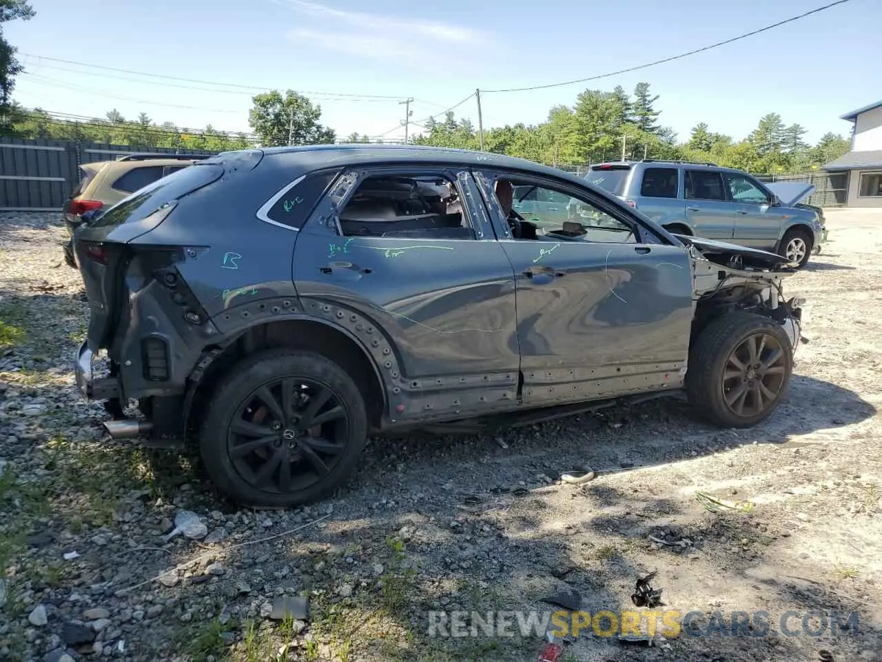 3 Photograph of a damaged car 3MVDMBCL5NM445733 MAZDA CX30 2022