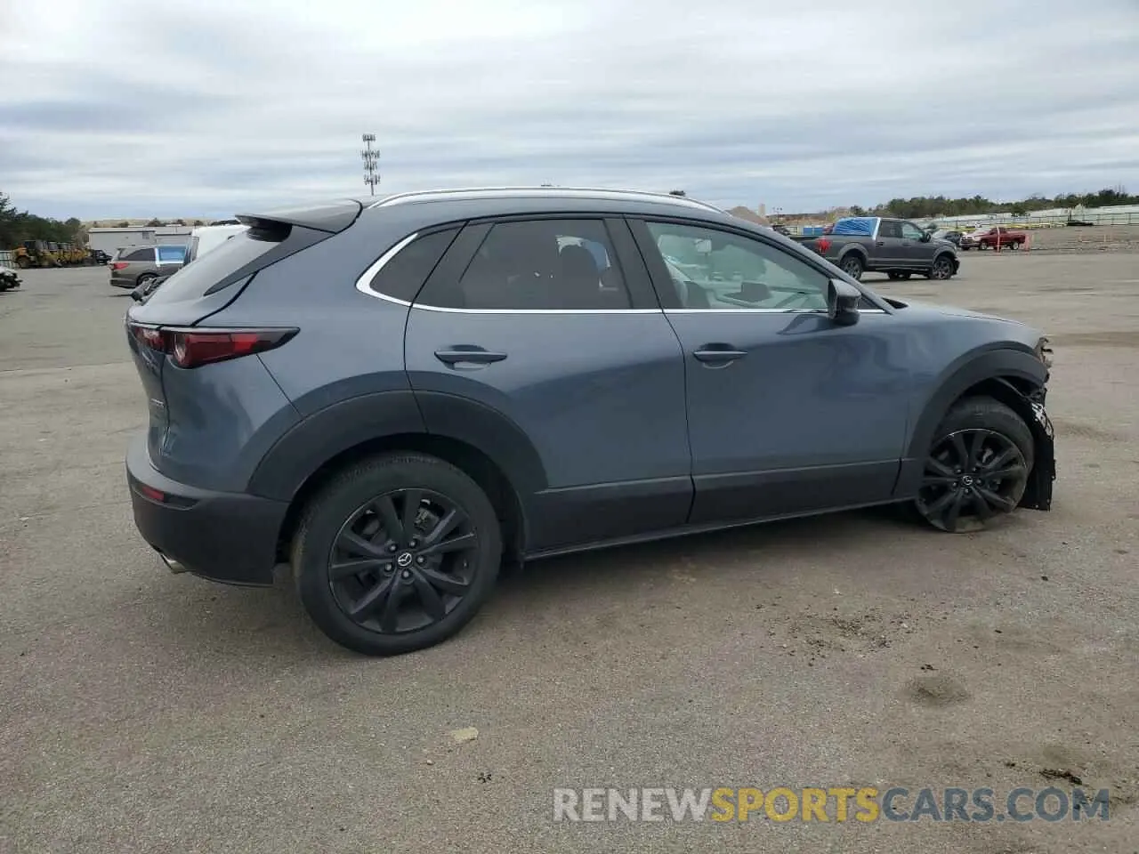 3 Photograph of a damaged car 3MVDMBCL6NM411302 MAZDA CX30 2022